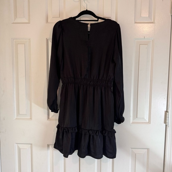 Knox Rose Black Long Sleeve Ruffle Hem Dress - Picture 6 of 6